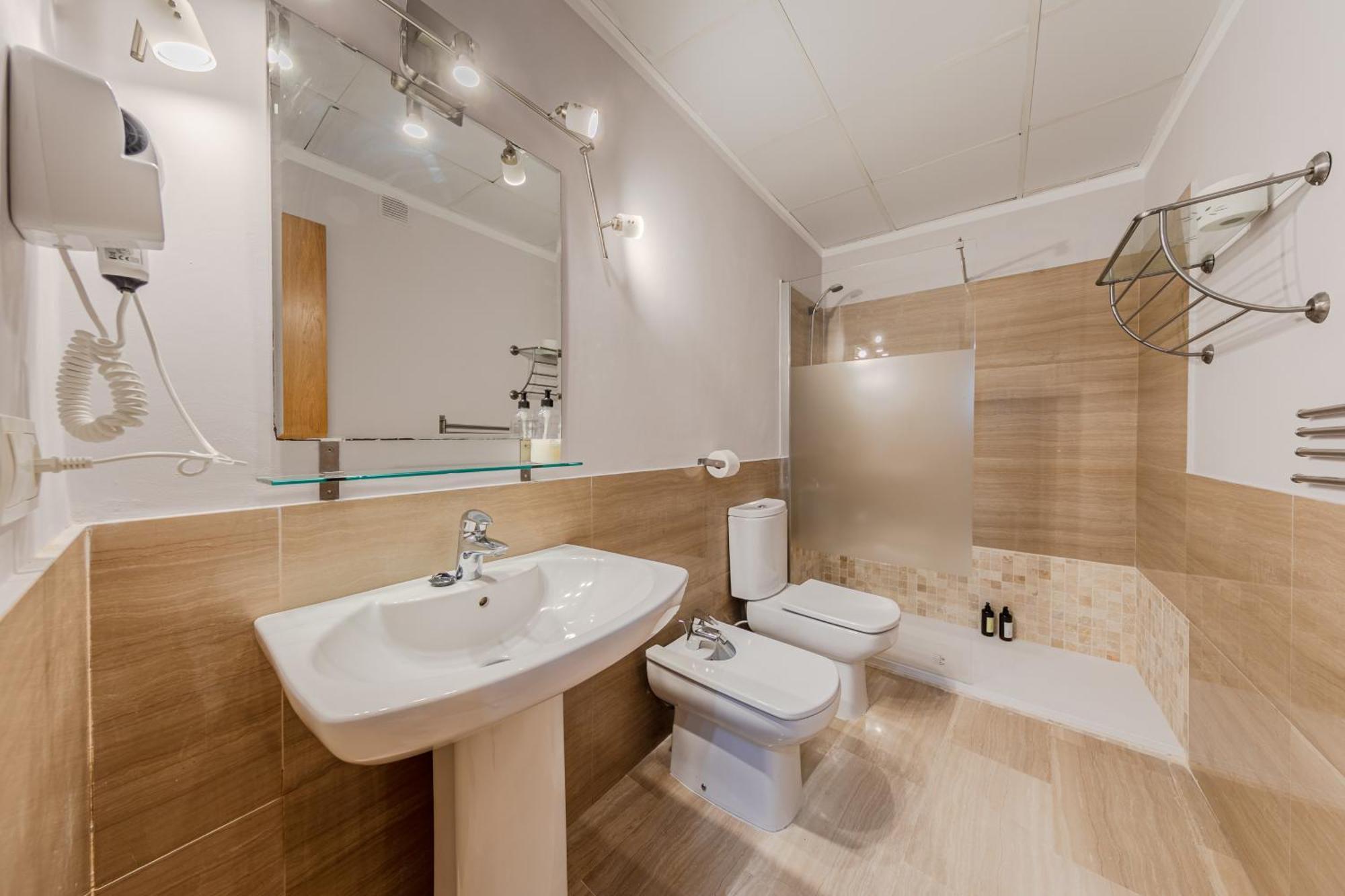 Green-Apartments Maestranza Севиля Екстериор снимка
